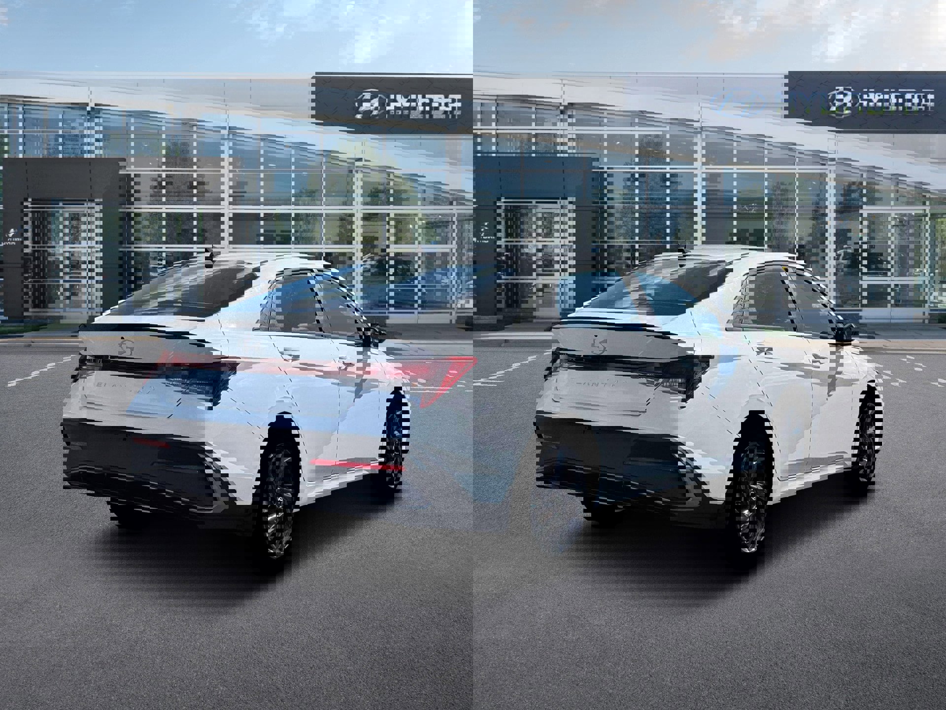 New 2026 Hyundai Elantra Sport image 7