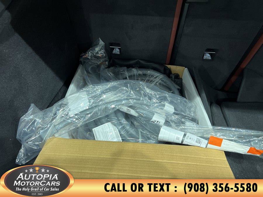 Used 2023 BMW i4 eDrive40 w/ M Sport Package image 19