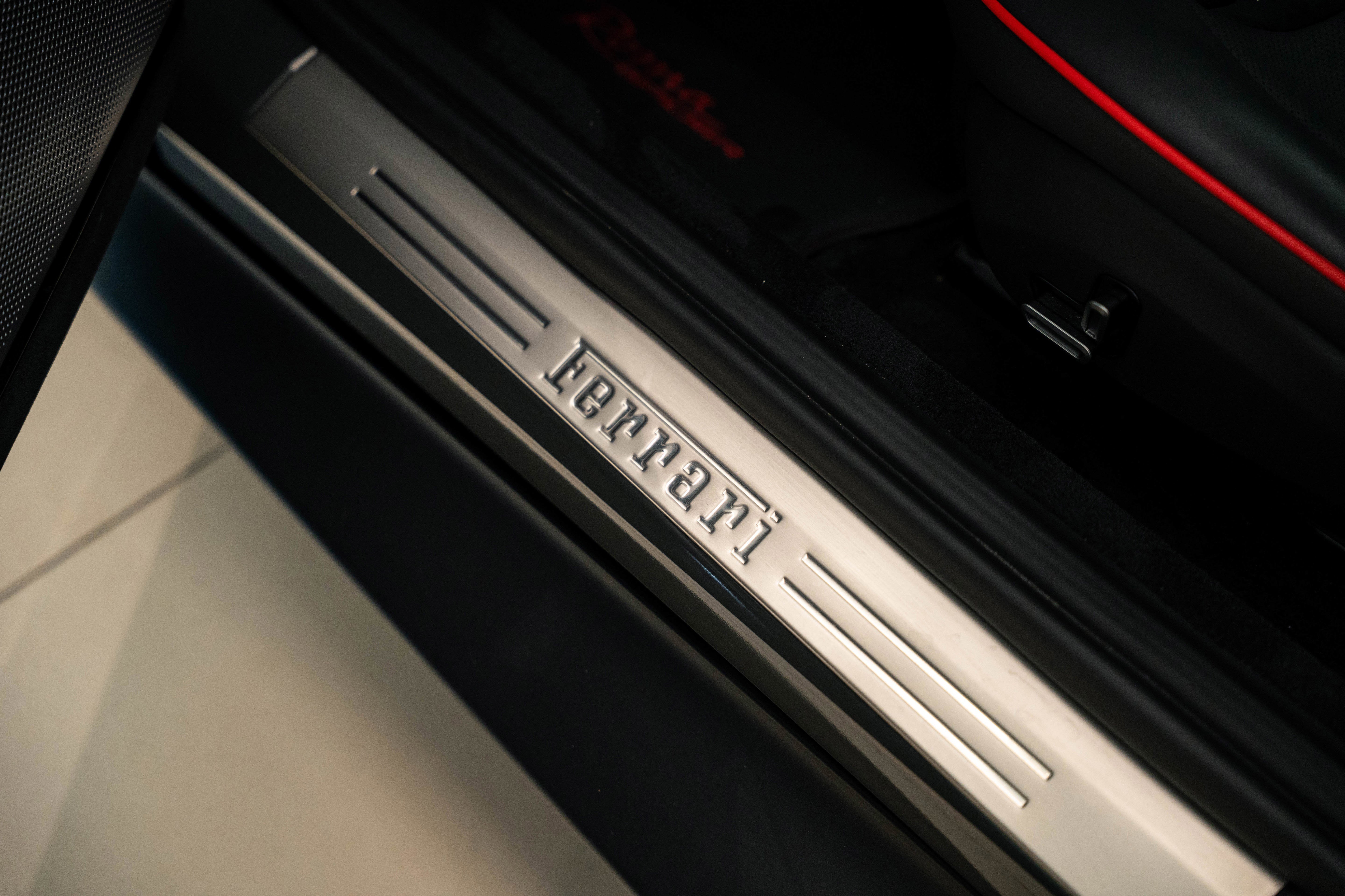 Used 2024 Ferrari Roma Spider image 51