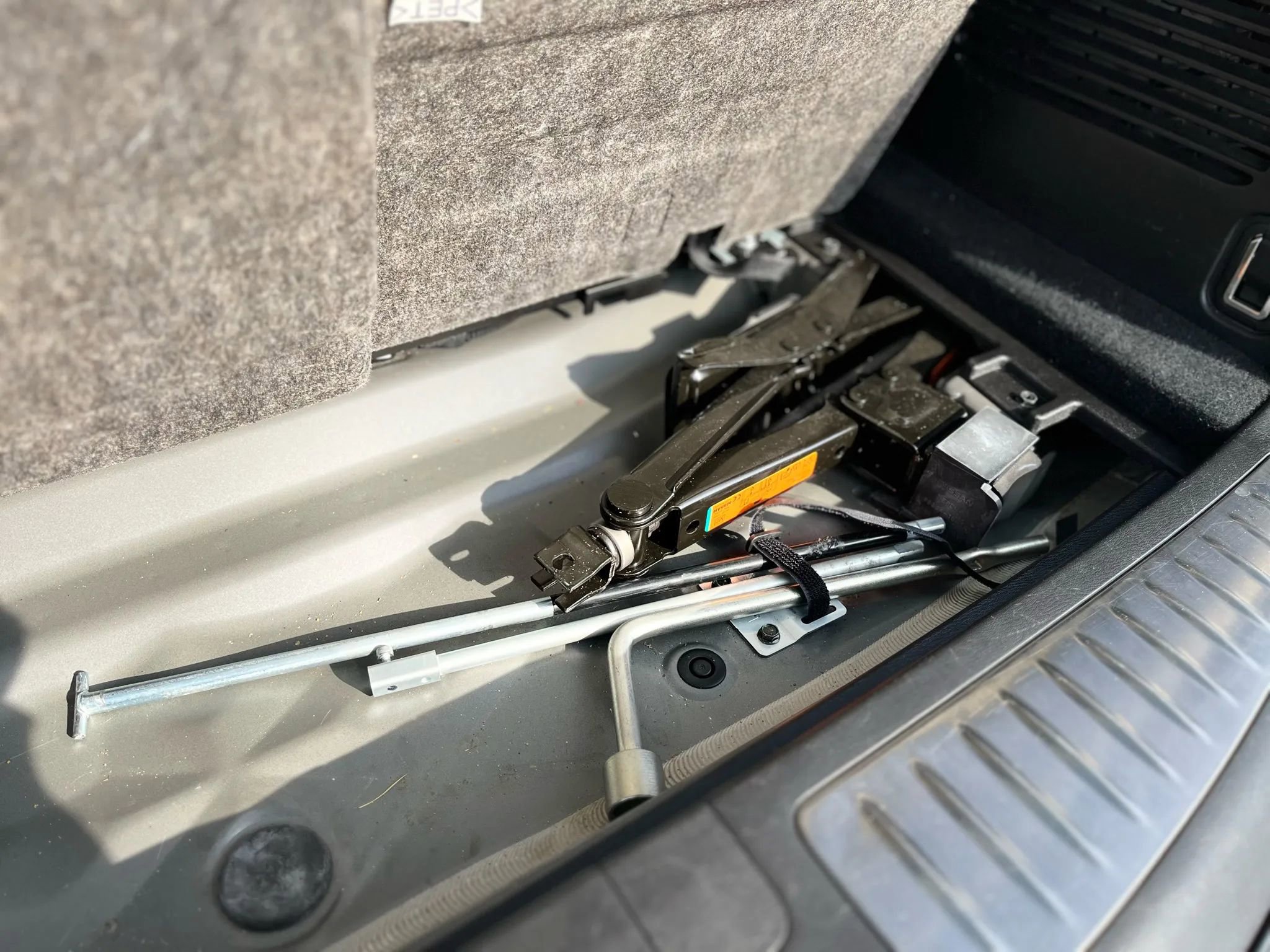 Used 2019 INFINITI QX80 Luxe w/ 22" Wheel Package image 30