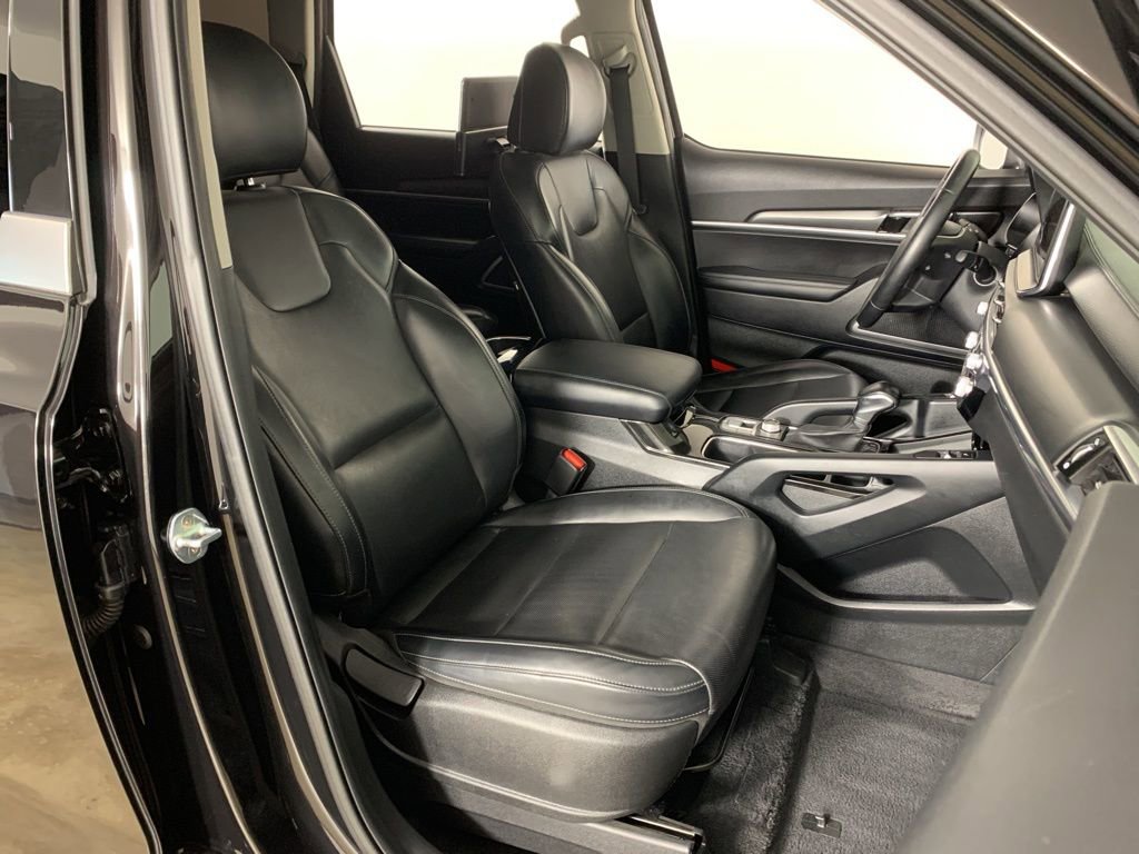Used 2022 Kia Telluride S image 42