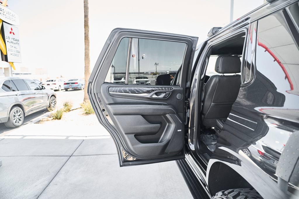 Used 2023 GMC Yukon Denali w/ Max Trailering Package AWD/4WD image 15