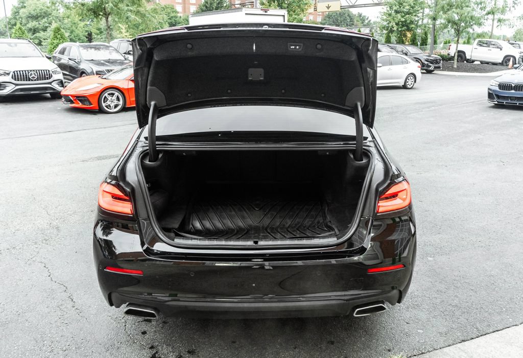 Used 2023 BMW 530e RWD image 30