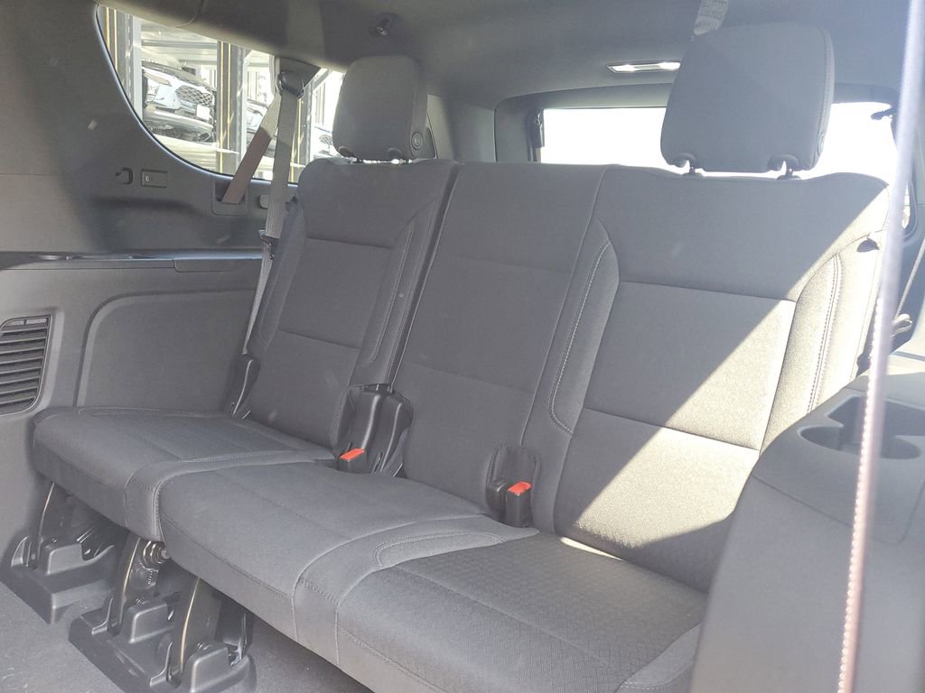 New 2026 Chevrolet Suburban LS w/ LPO, Dark Essentials Package image 13