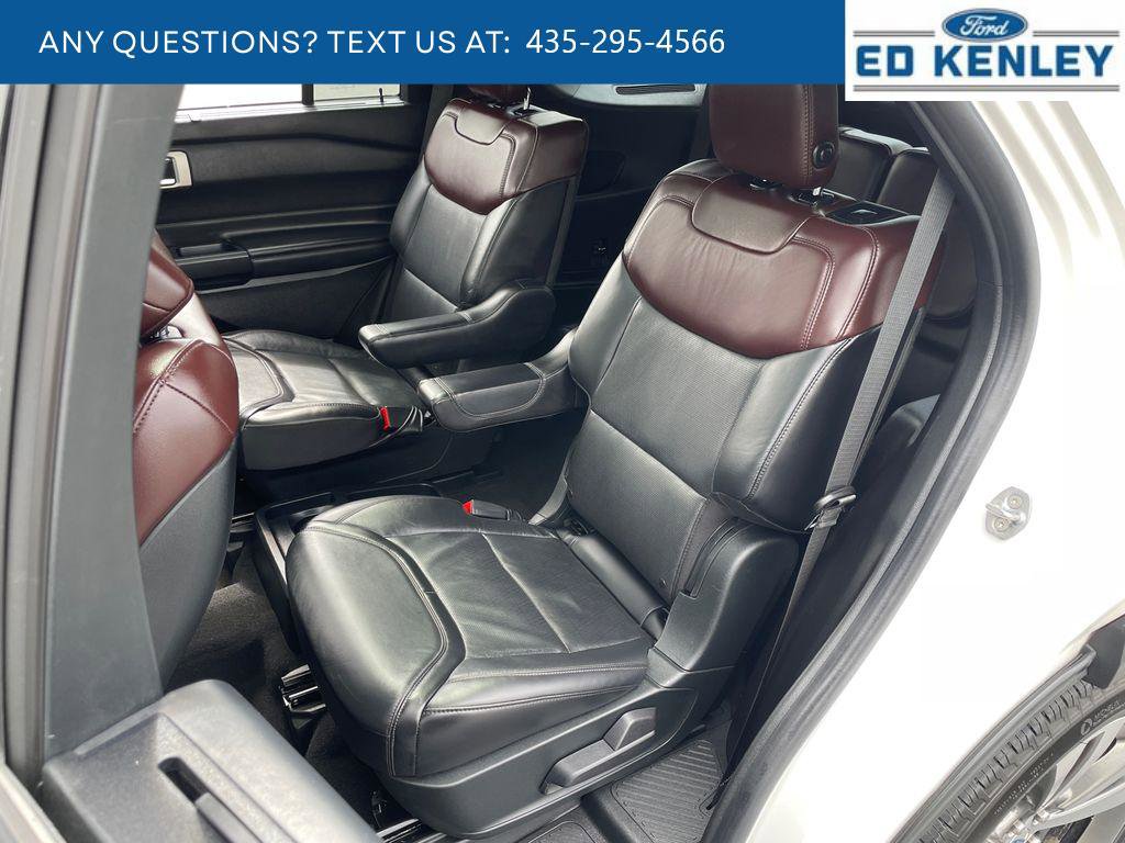 Used 2020 Ford Explorer Platinum w/ Premium Technology Package AWD/4WD image 8