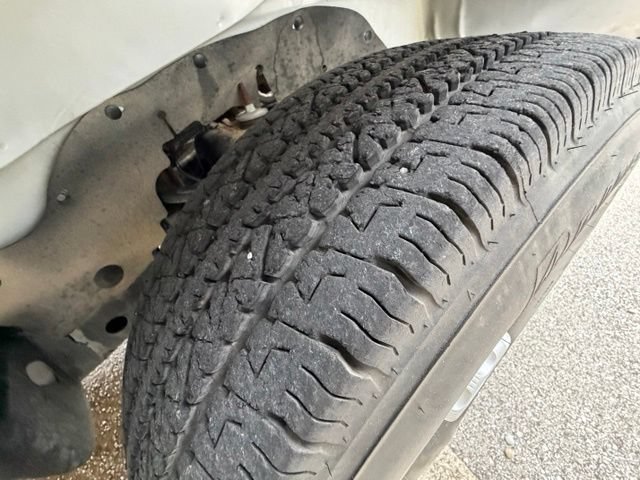 Used 2024 Chevrolet Express 3500 LS RWD image 20