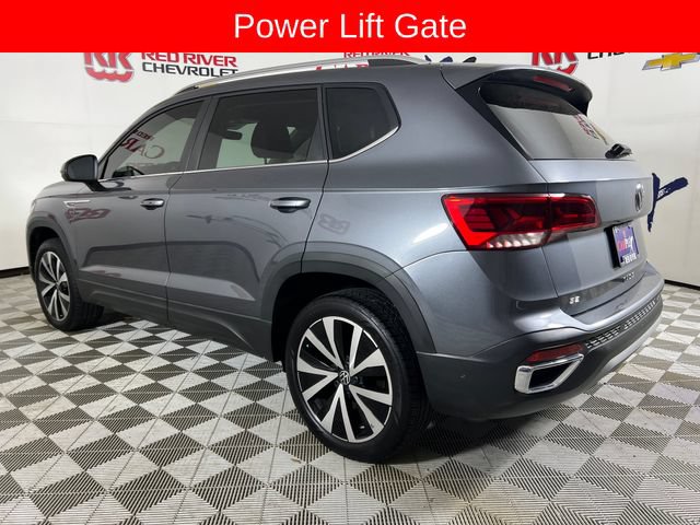 Used 2024 Volkswagen Taos SE FWD image 6
