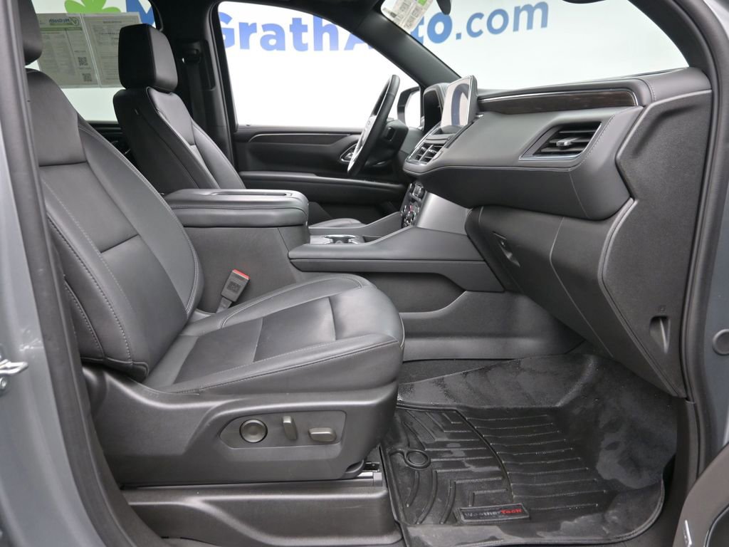 Used 2024 Chevrolet Tahoe Z71 w/ Luxury Package image 7