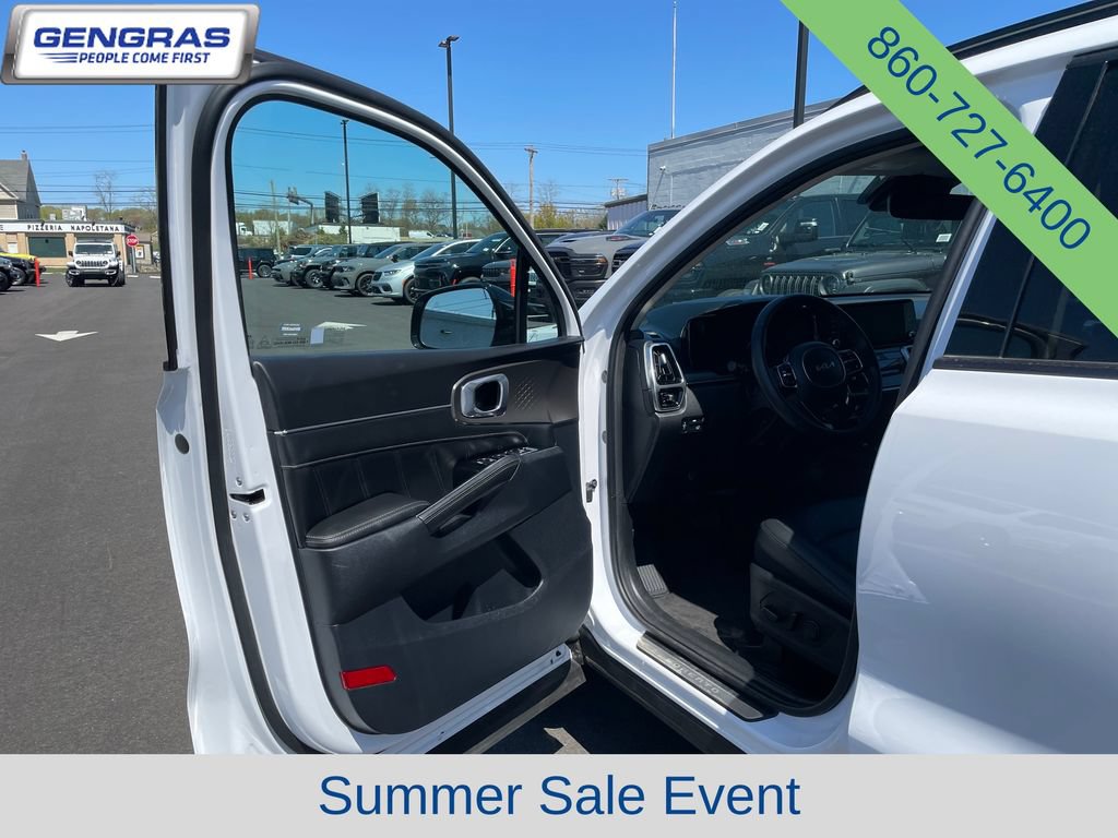 Used 2023 Kia Sorento SX AWD/4WD image 37