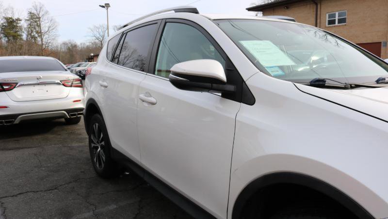 Used 2015 Toyota RAV4 Limited w/ Technology Package image 7