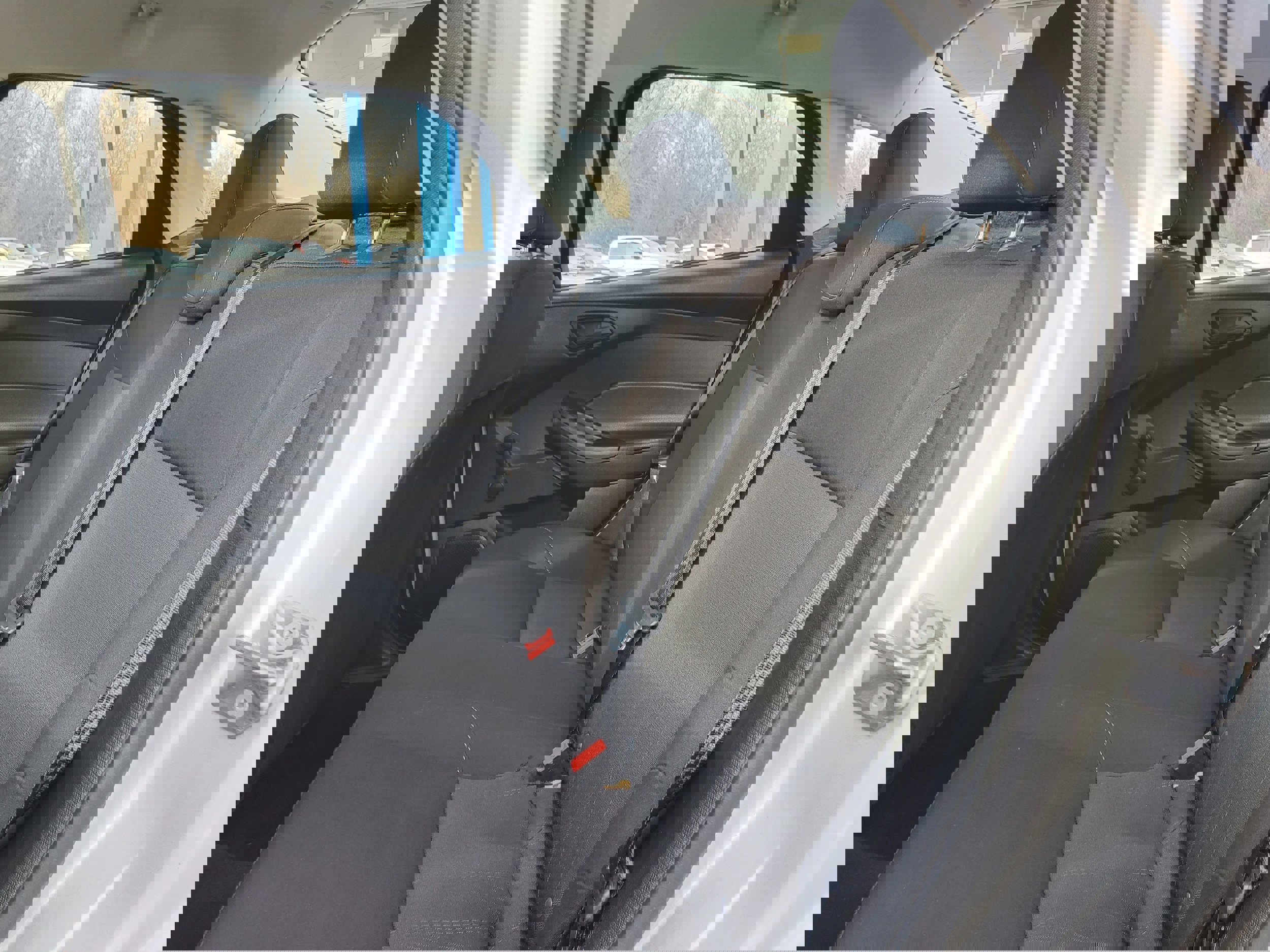 Used 2017 Ford Focus S image 24