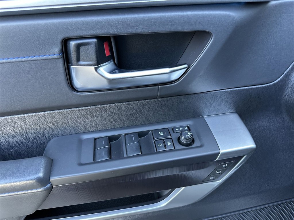 Used 2022 Toyota Tundra Platinum image 13