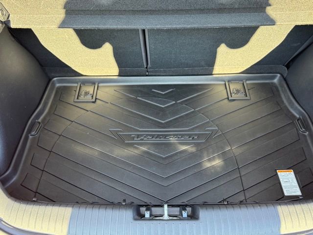 Used 2016 Hyundai Veloster image 23