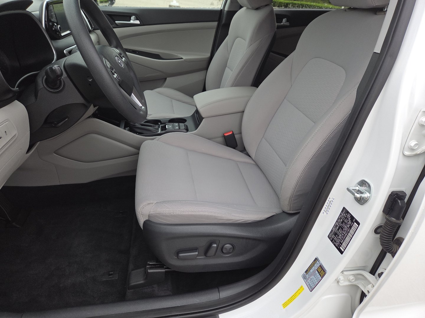 Used 2021 Hyundai Tucson Value FWD image 22