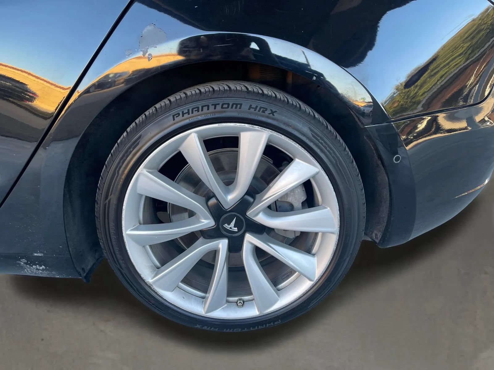 Used 2018 Tesla Model 3 Performance AWD/4WD image 10