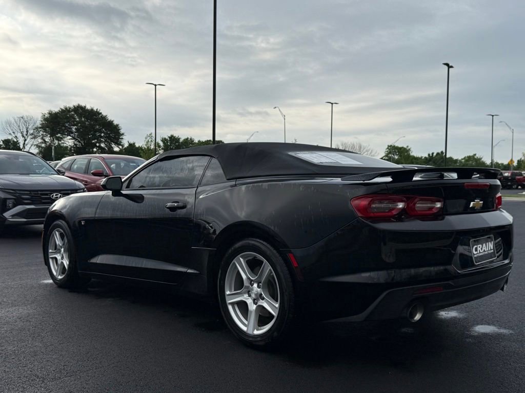 Used 2019 Chevrolet Camaro LT RWD image 7