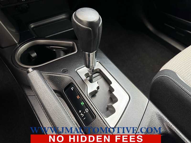 Used 2018 Toyota RAV4 XLE image 35