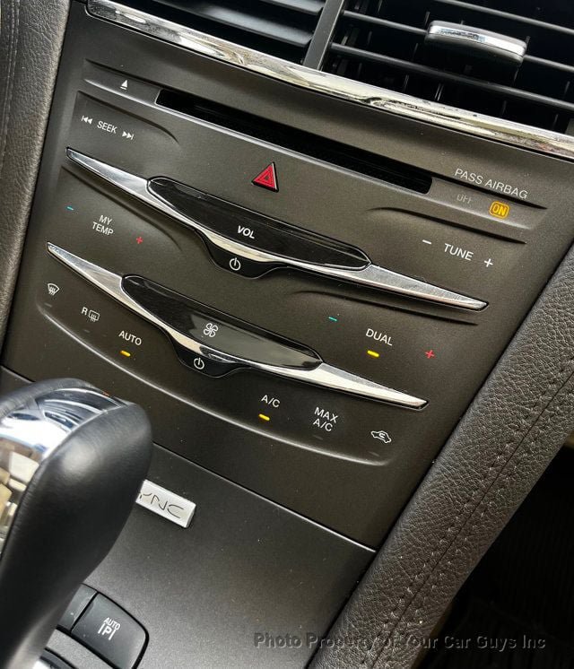 Used 2019 Lincoln MKT AWD image 23