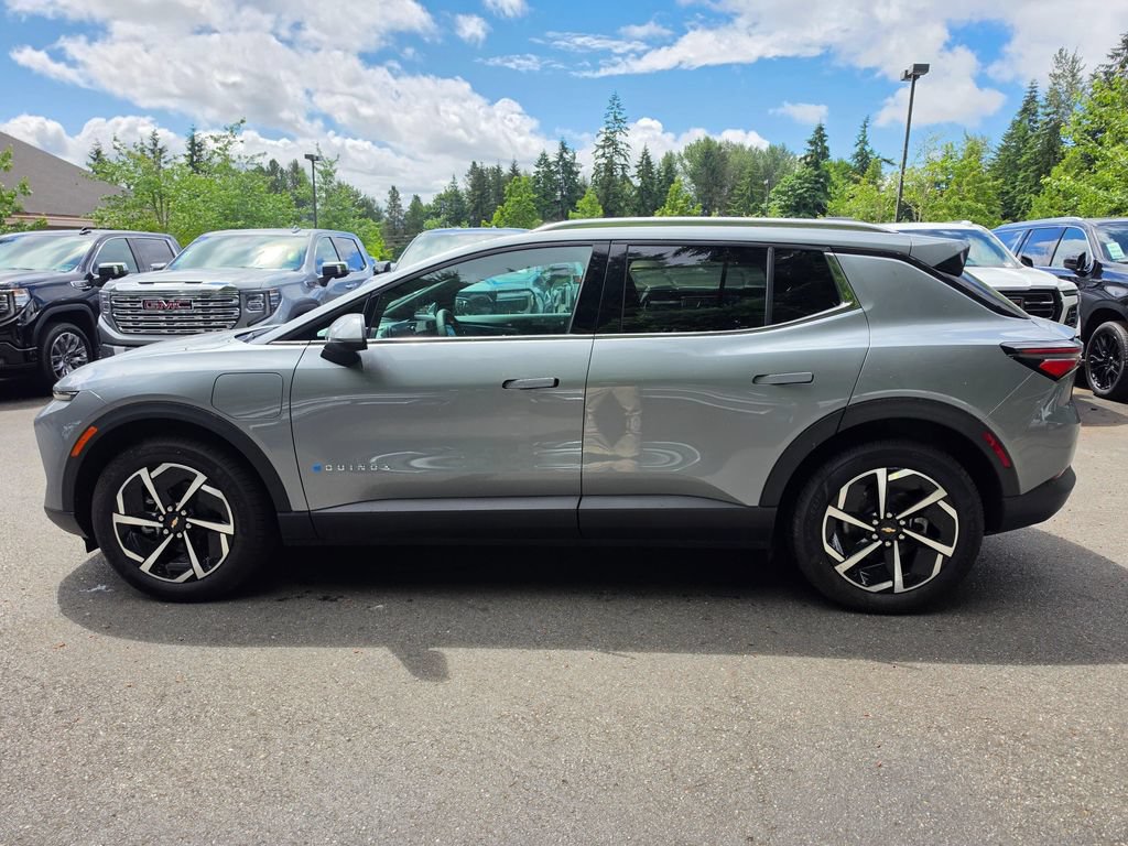 New 2026 Chevrolet Equinox EV LT AWD/4WD image 2