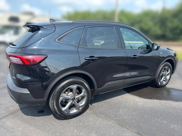 Used 2025 Ford Escape ST-Line AWD/4WD image 5