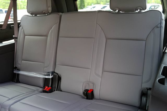New 2026 GMC Yukon XL Elevation w/ Elevation Premium Package AWD/4WD image 19