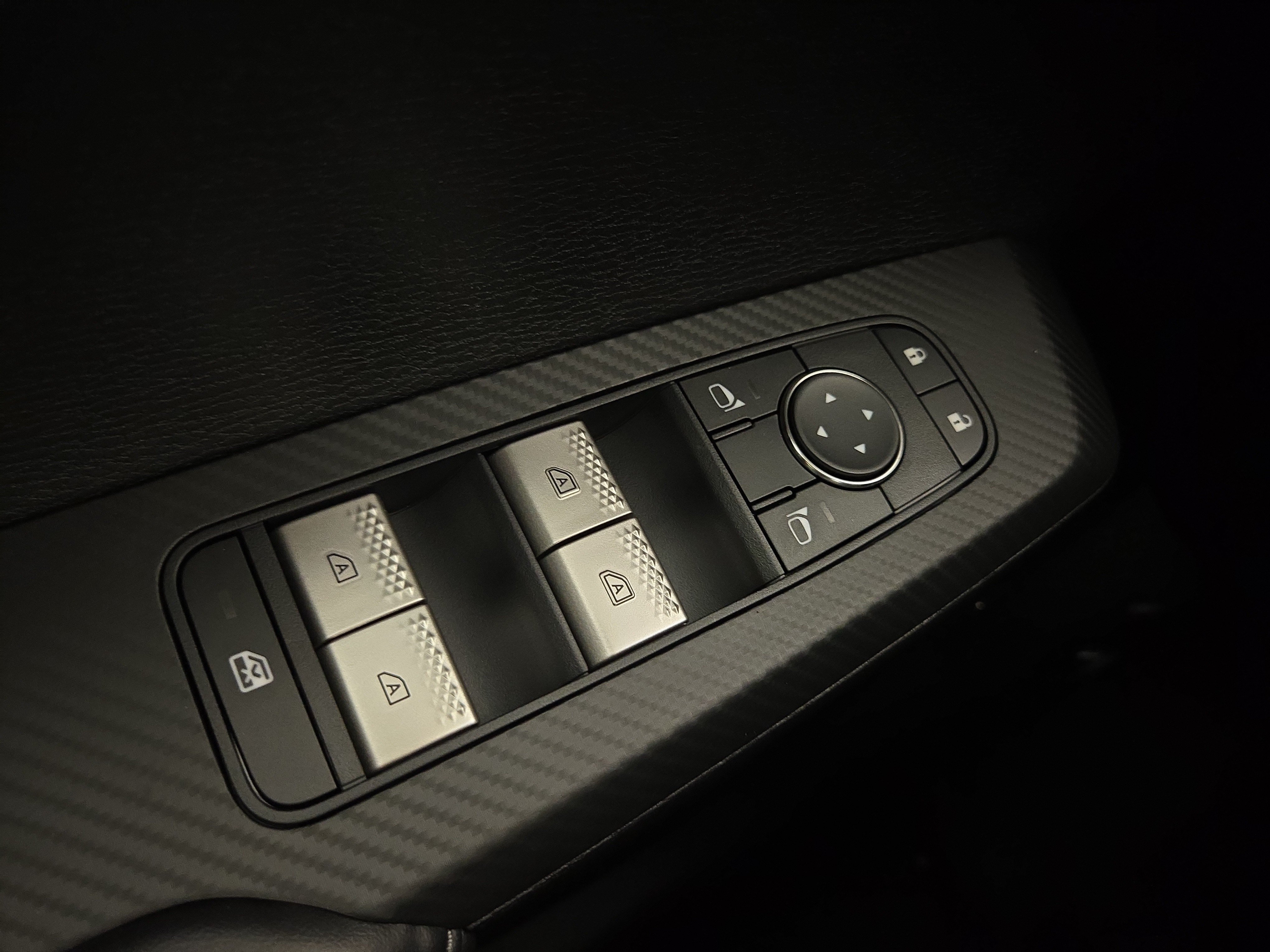 New 2026 Mitsubishi Outlander LE AWD/4WD image 26