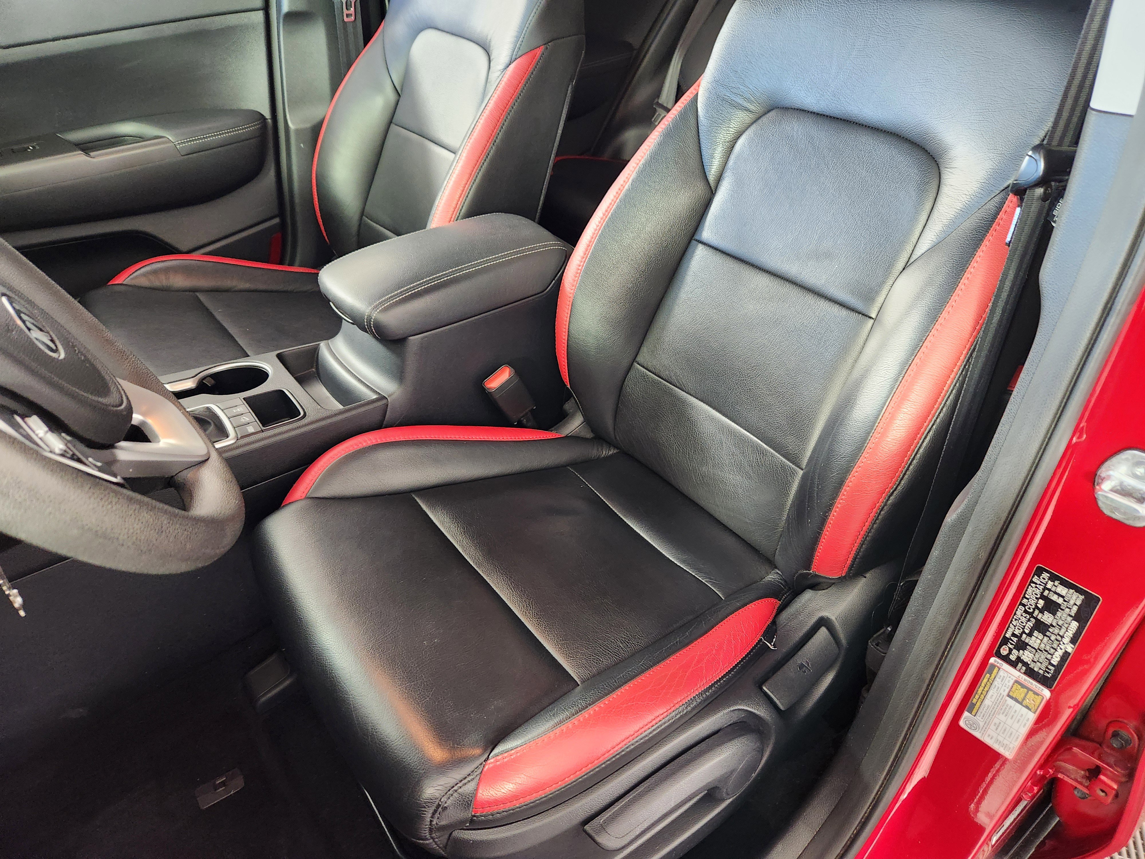 Used 2021 Kia Sportage LX image 12