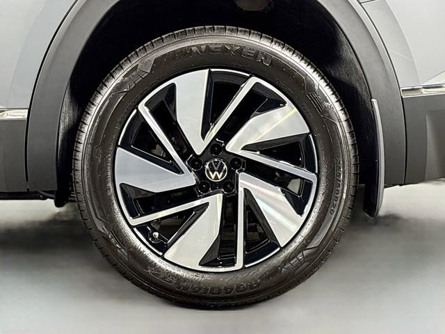 New 2026 Volkswagen Atlas SEL AWD/4WD image 32