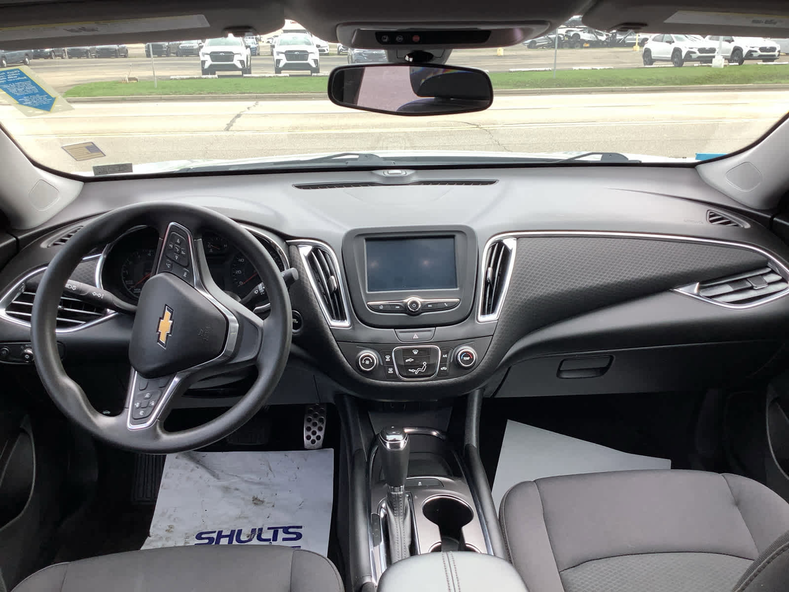 Used 2017 Chevrolet Malibu LT image 10