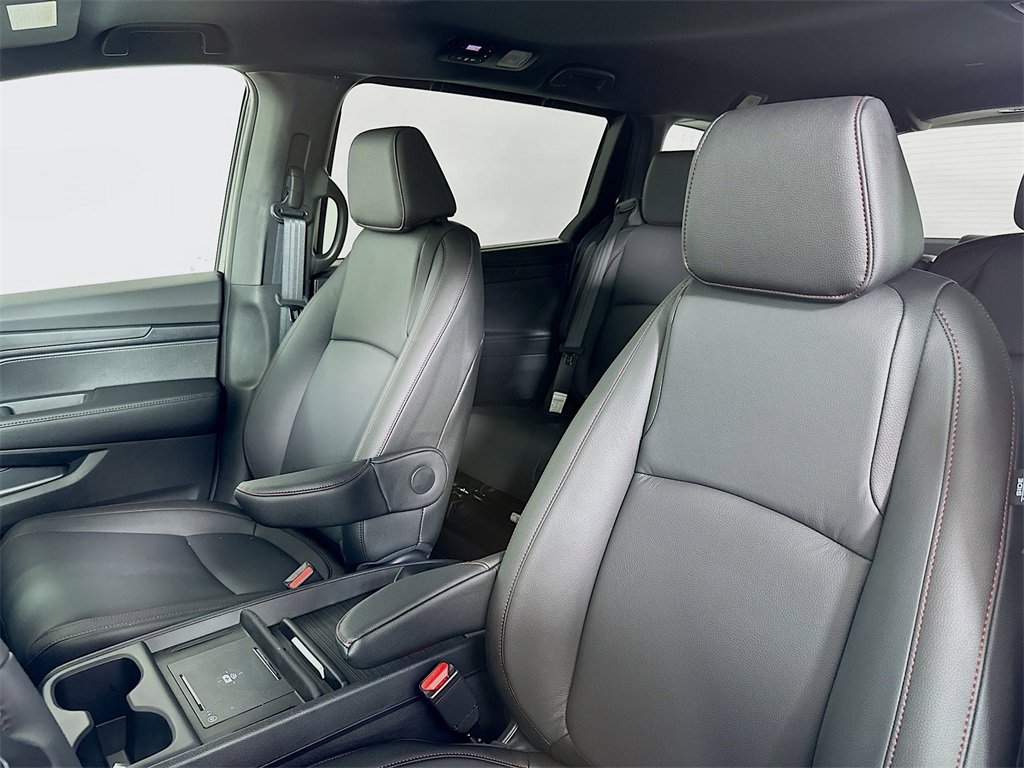 New 2026 Honda Odyssey Sport-L image 8