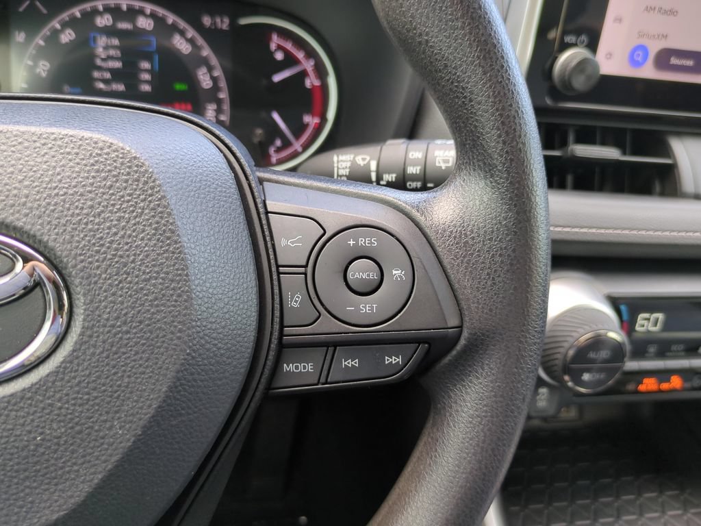 Used 2023 Toyota RAV4 XLE FWD image 20