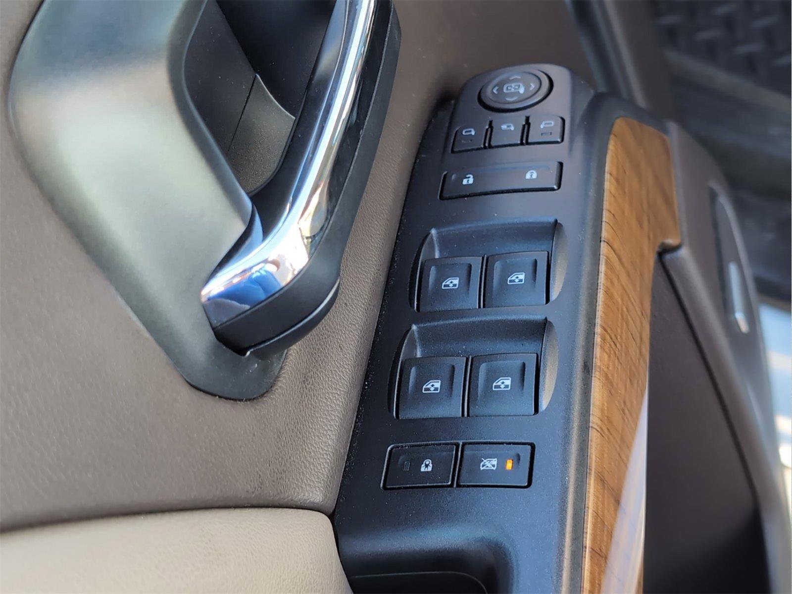 Used 2015 GMC Sierra 2500 SLT AWD/4WD image 16