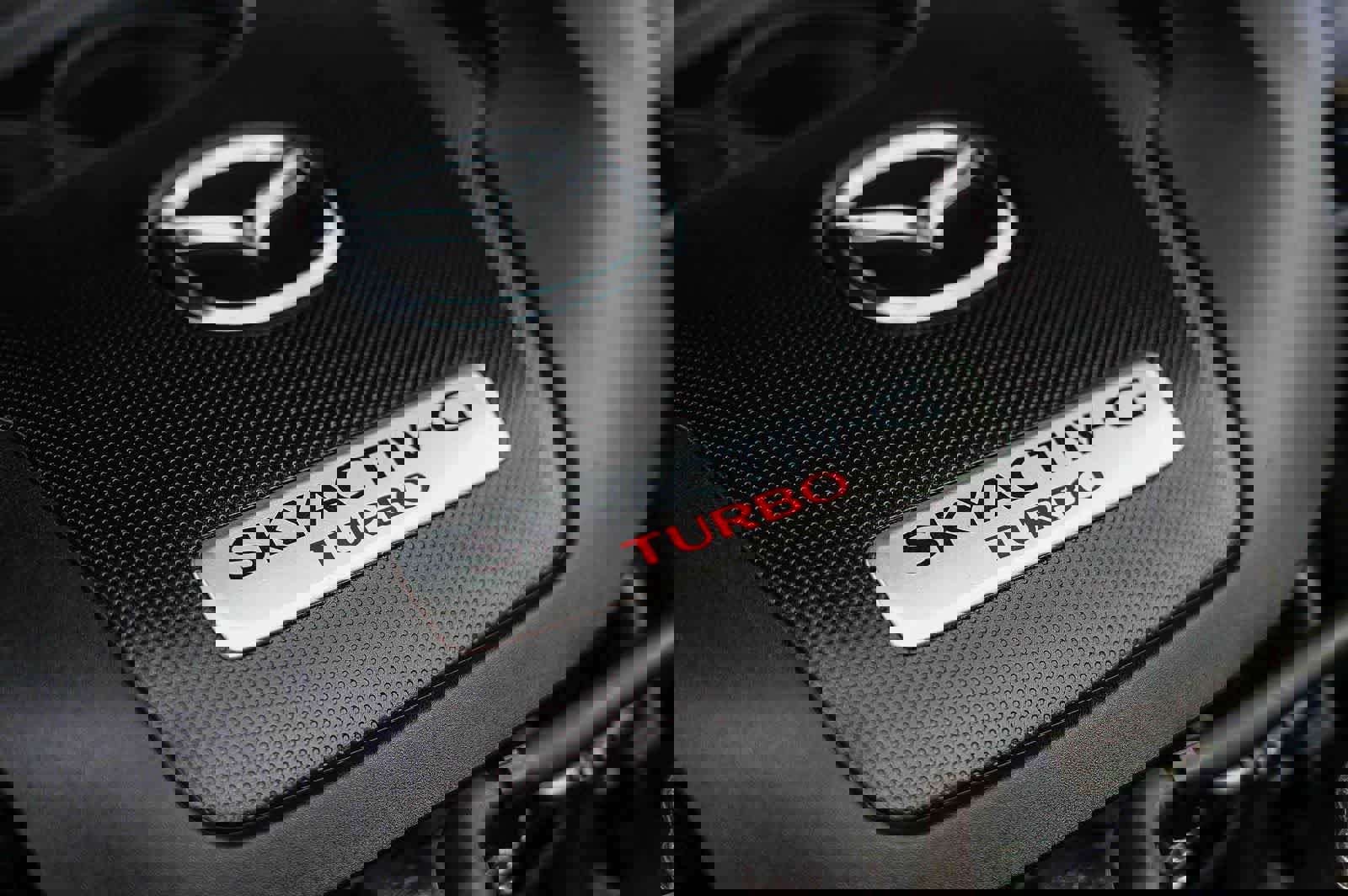 Used 2021 MAZDA MAZDA3 Hatchback w/Premium Plus Pkg image 30