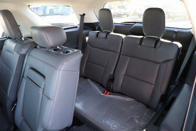 New 2026 Ford Explorer Active w/ Active Comfort Package AWD/4WD image 21