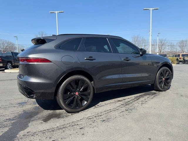 Used 2023 Jaguar F-PACE S image 7