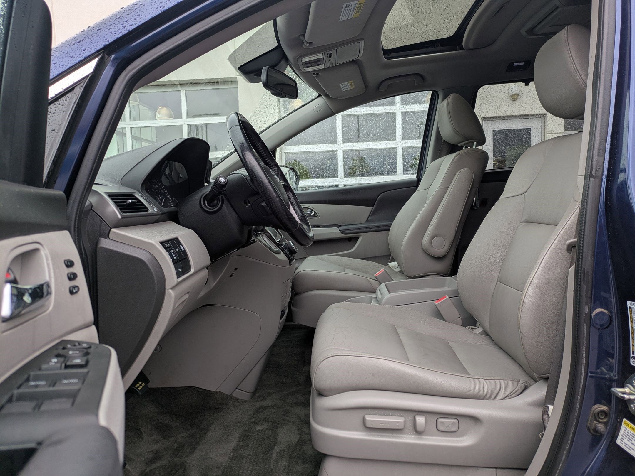 Used 2015 Honda Odyssey Touring image 17