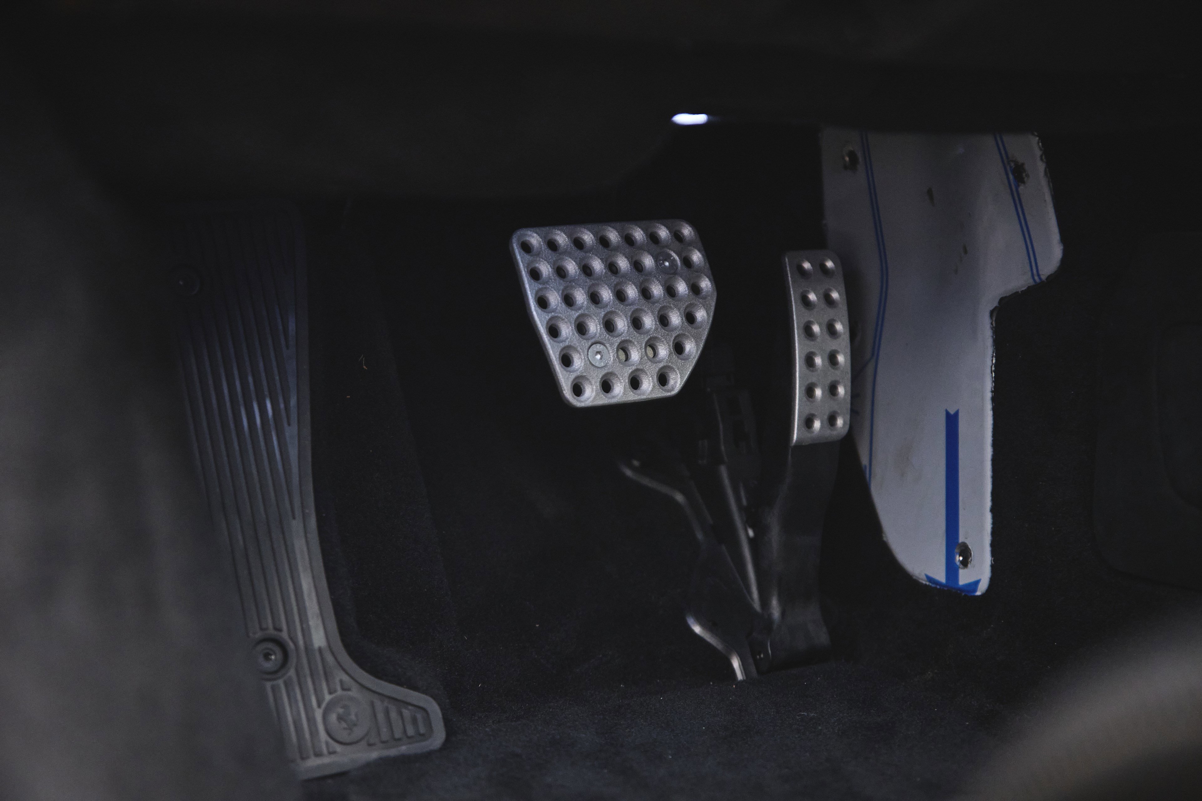 Used 2022 Ferrari SF90 Stradale image 21