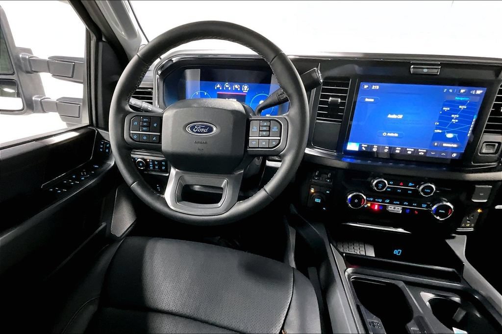 Used 2026 Ford F450 Lariat AWD/4WD image 6