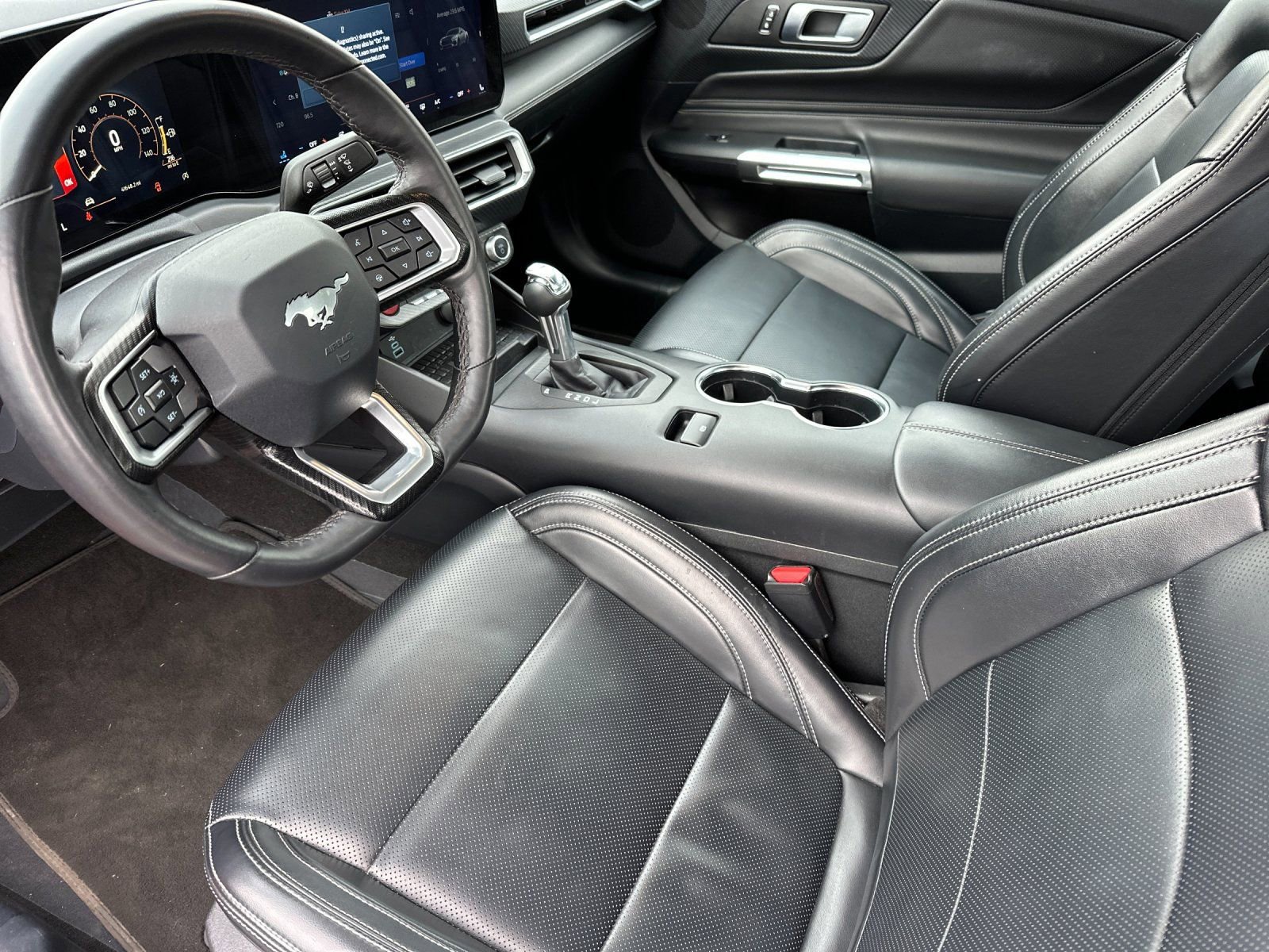 Used 2024 Ford Mustang Premium image 9