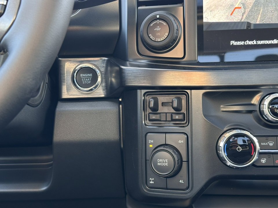 New 2025 Ford F350 Lariat w/ Lariat Ultimate Package image 33