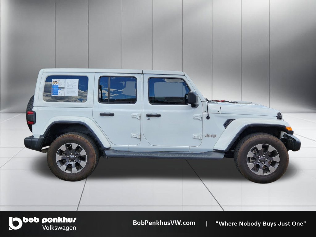 Used 2018 Jeep Wrangler Unlimited Sahara AWD/4WD image 26
