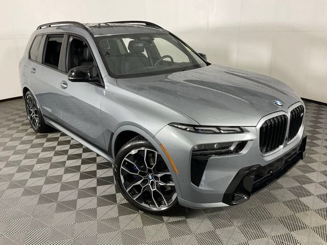 Certified 2025 BMW X7 M60i AWD/4WD image 47