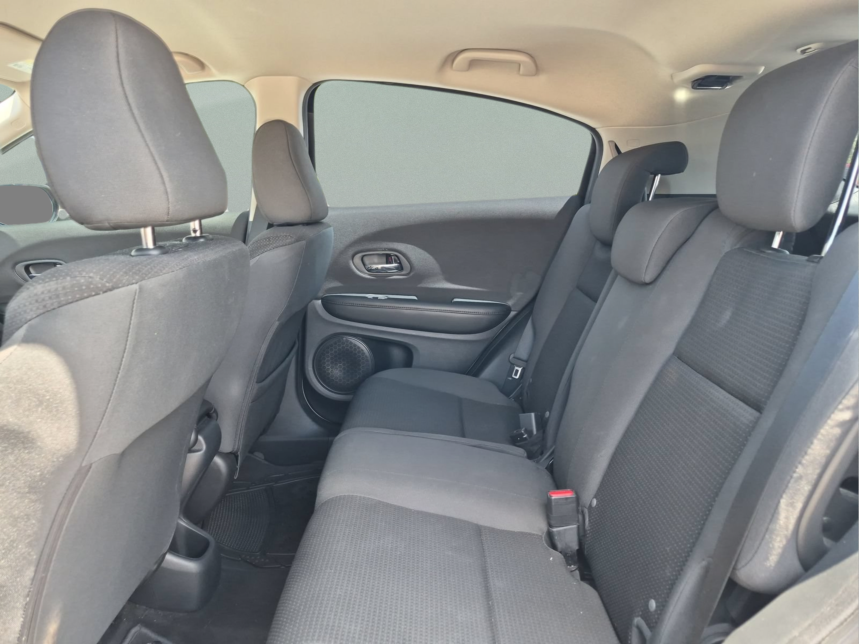Certified 2020 Honda HR-V LX image 17