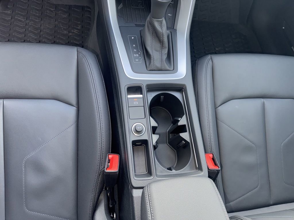 Certified 2025 Audi Q3 2.0T Premium Plus w/ Premium Plus Package image 23