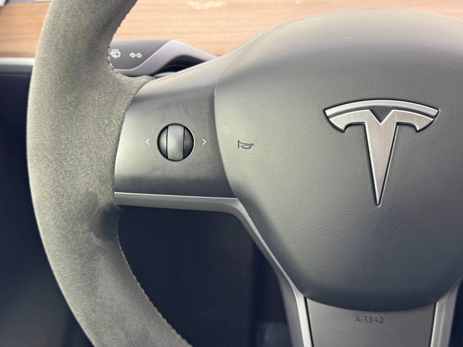 Used 2023 Tesla Model Y Performance image 19