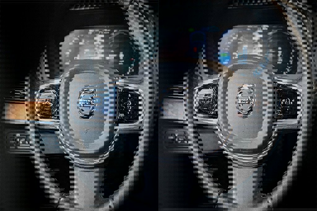 Used 2020 Volvo XC90 T8 Inscription image 25