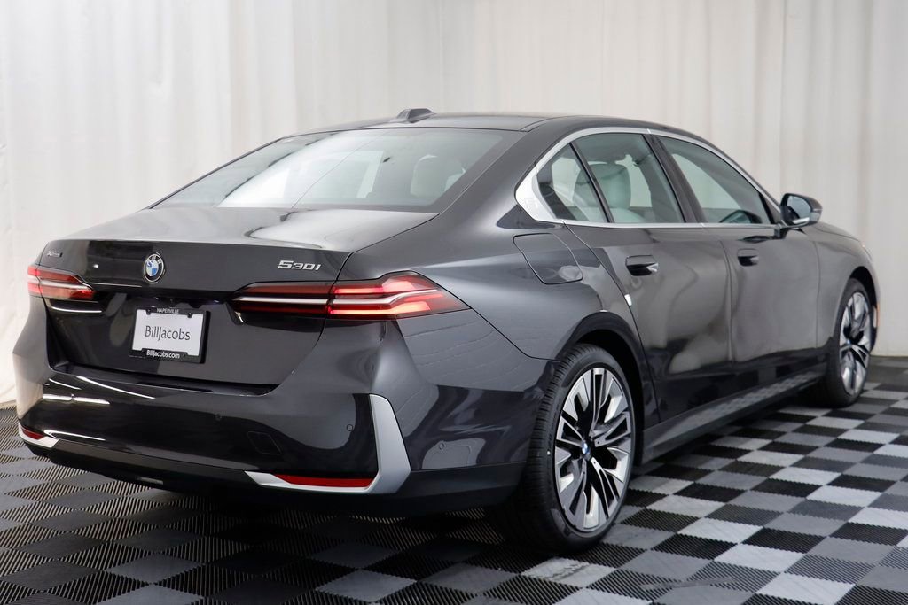New 2026 BMW 530i xDrive w/ Premium Package image 17