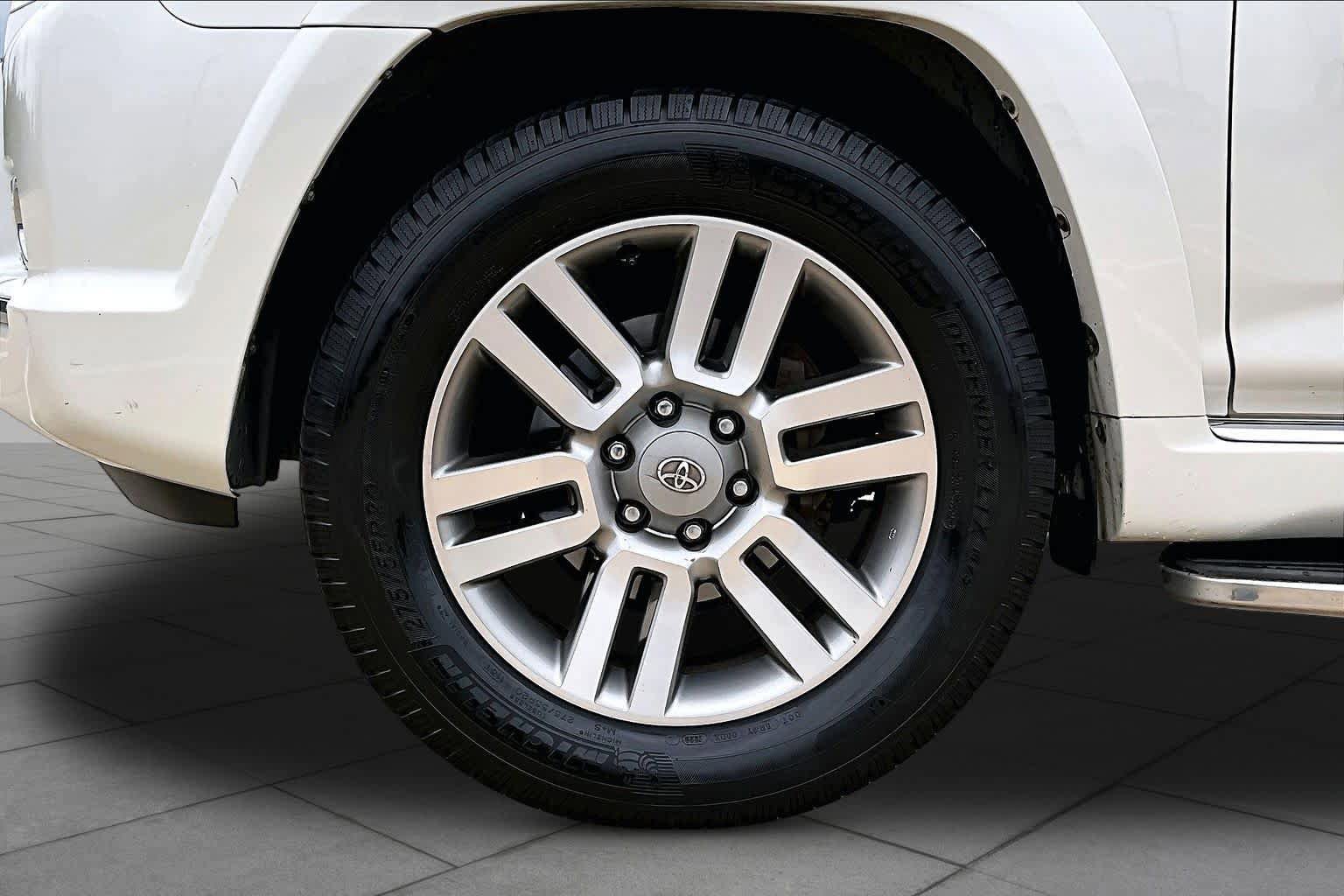 Used 2013 Toyota 4Runner Limited RWD image 10