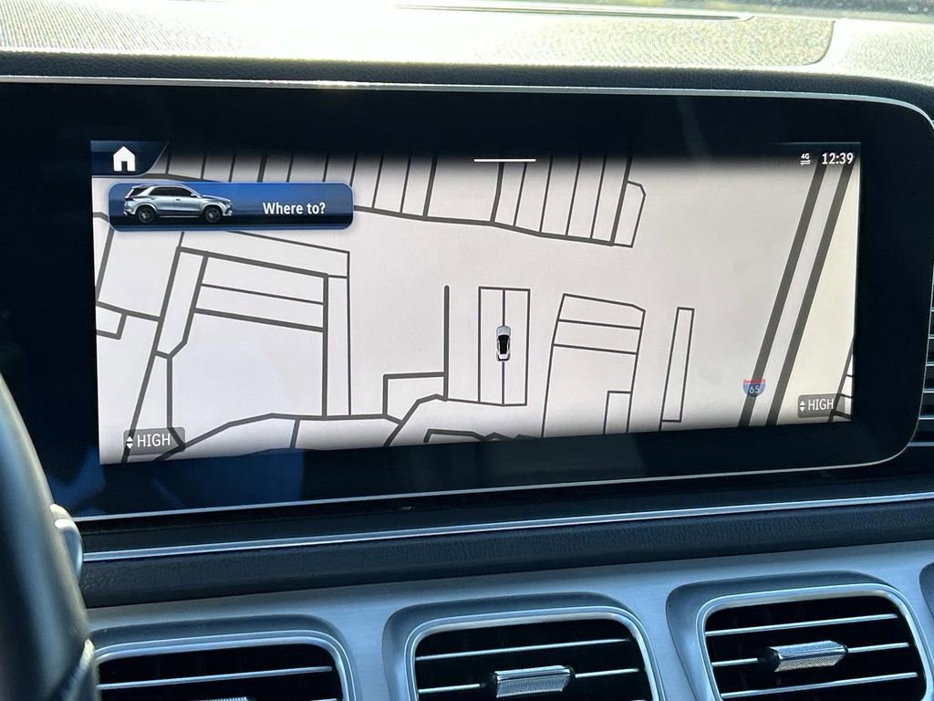 Used 2024 Mercedes-Benz GLE 450e 4MATIC image 34