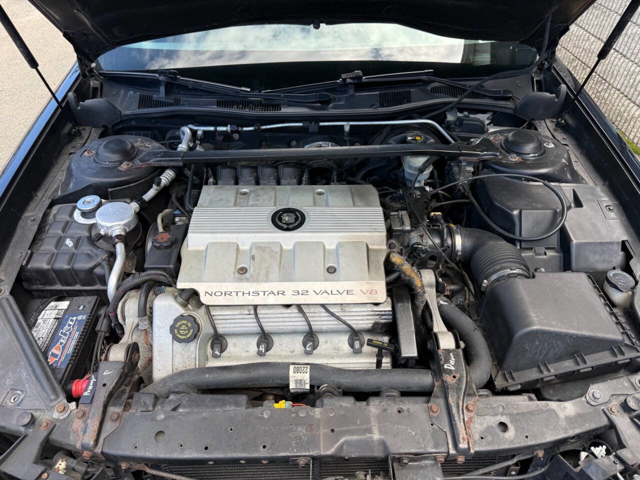 Used 1997 Cadillac De Ville Sedan w/ Comfort/Convenience Pkg FWD image 11